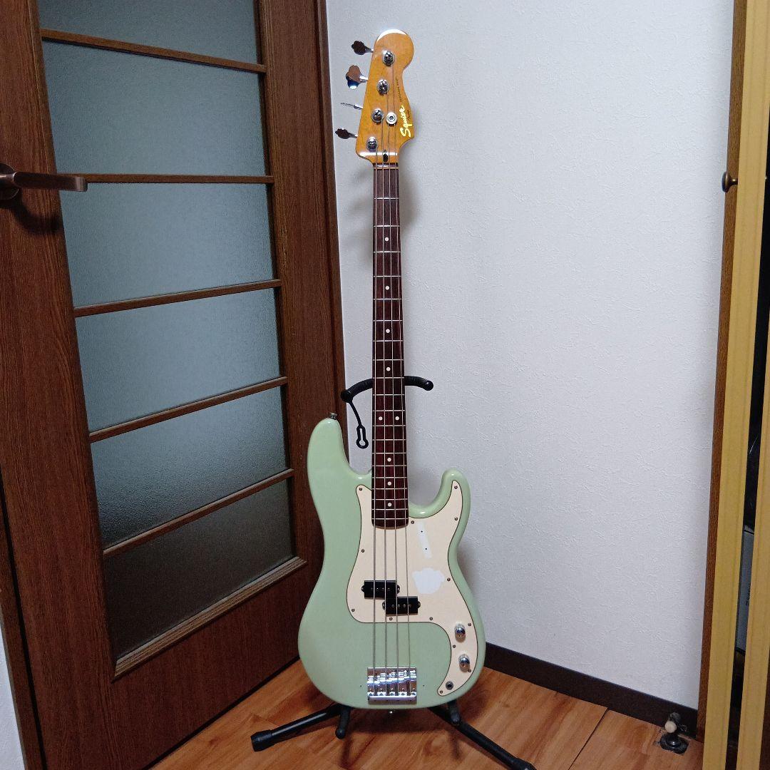 ベース Squier Classic Vibe 60's Precision Bass