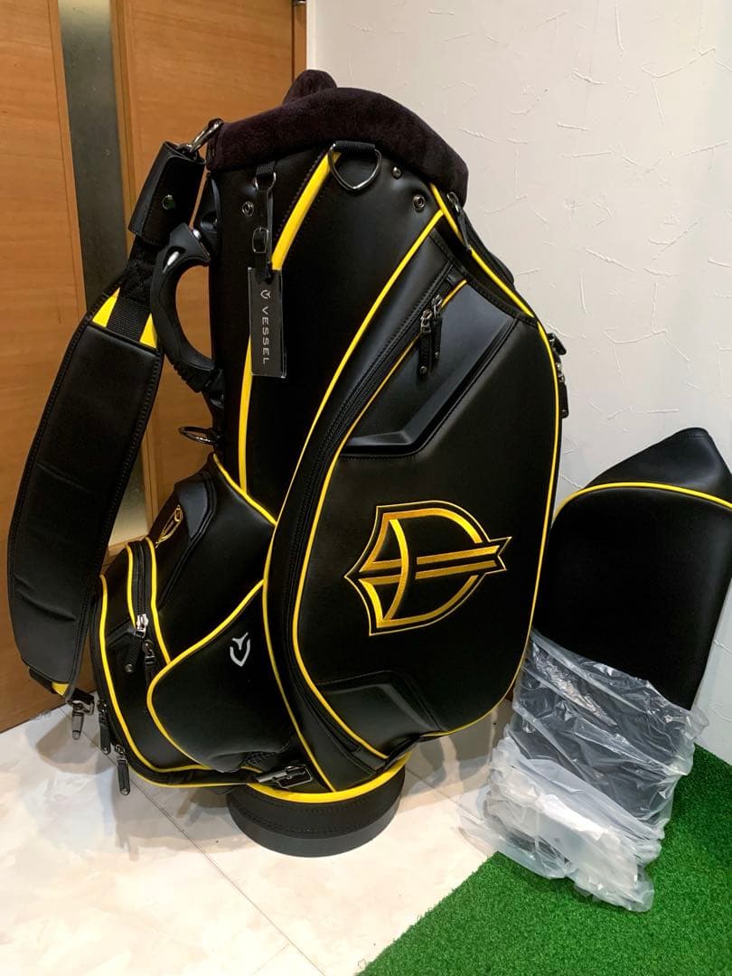 美品　即完売品　限定　ベゼル　VESSEL プレジデンツカップ　キャディバッグ