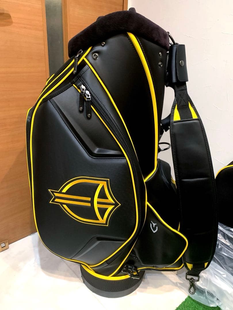 美品　即完売品　限定　ベゼル　VESSEL プレジデンツカップ　キャディバッグ