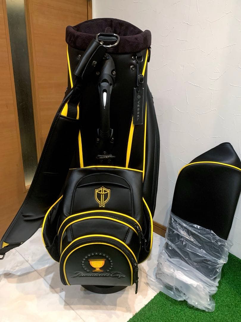 美品　即完売品　限定　ベゼル　VESSEL プレジデンツカップ　キャディバッグ