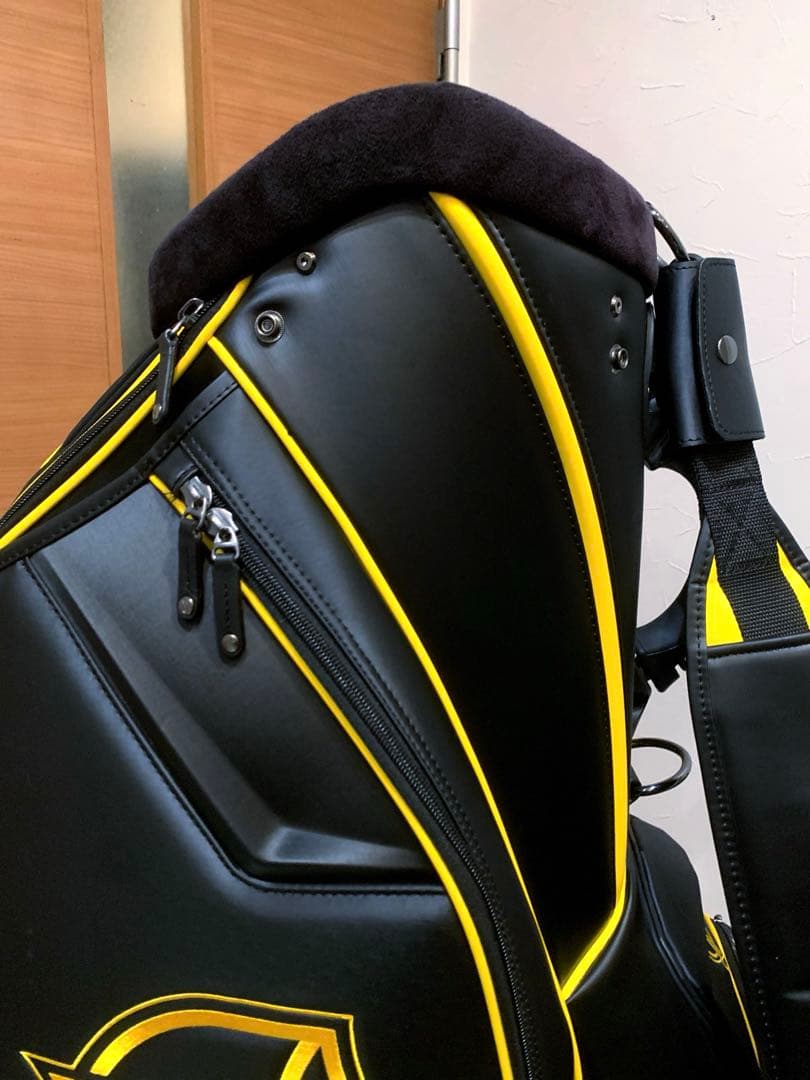 美品　即完売品　限定　ベゼル　VESSEL プレジデンツカップ　キャディバッグ