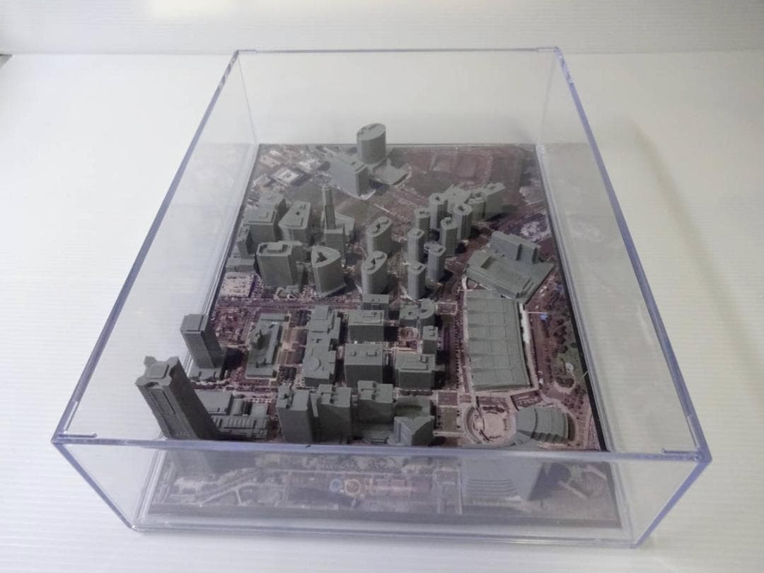 横浜みなとみらい　３D都市データを活用した都市模型　(透明ケース付)