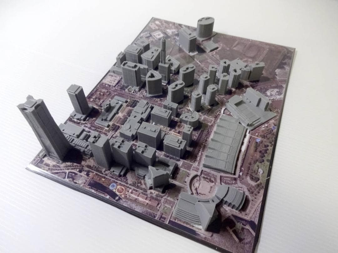 横浜みなとみらい　３D都市データを活用した都市模型　(透明ケース付)