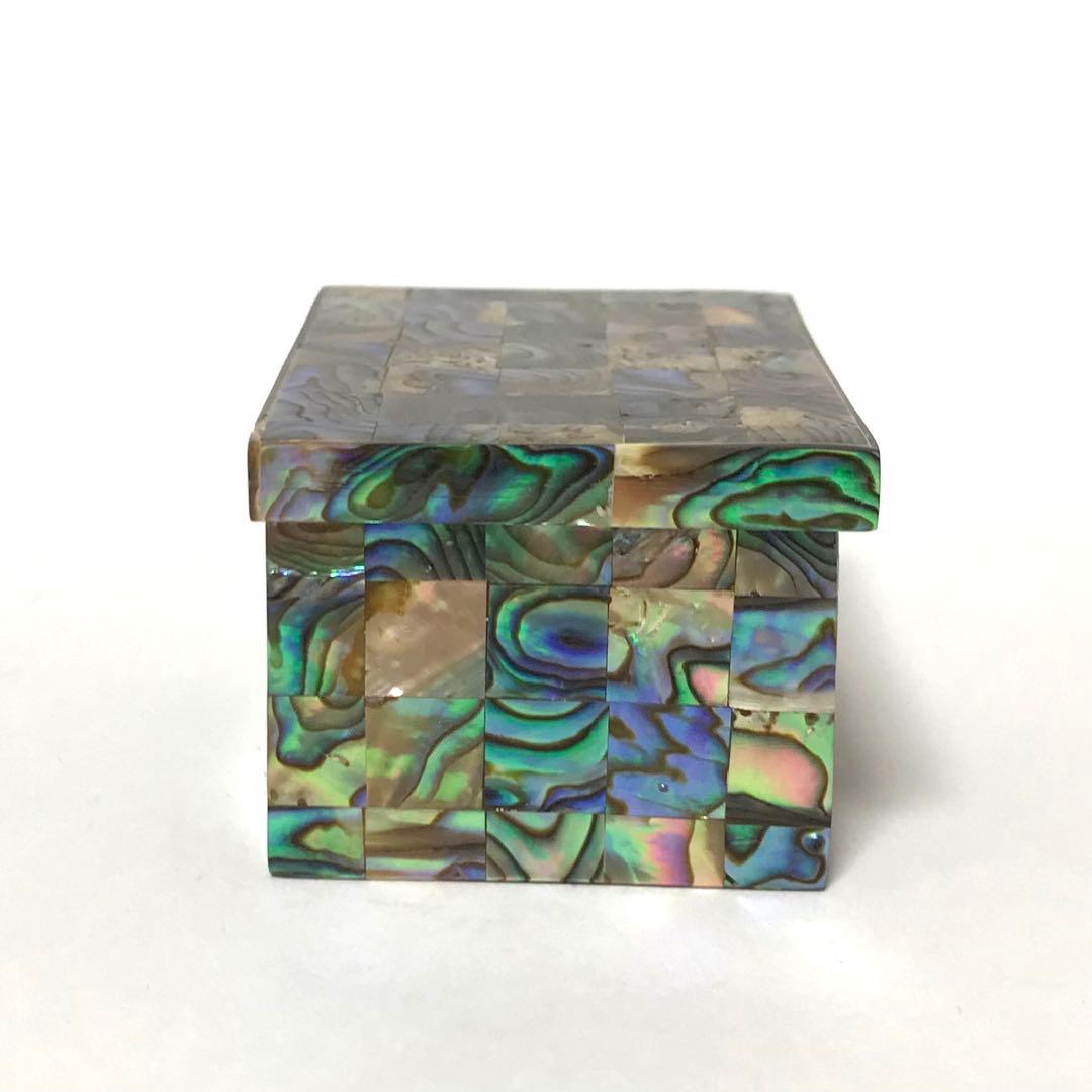 大理石 と アバロンシェル の 小さな 宝石箱 象嵌 孔雀貝 ジュエリー