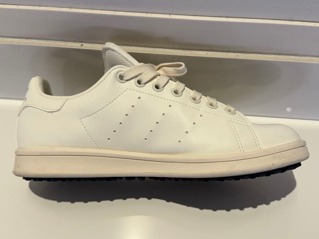 ●中古品● マルボンゴルフ　アディダス　スタンスミス　ゴルフシューズ　24cm