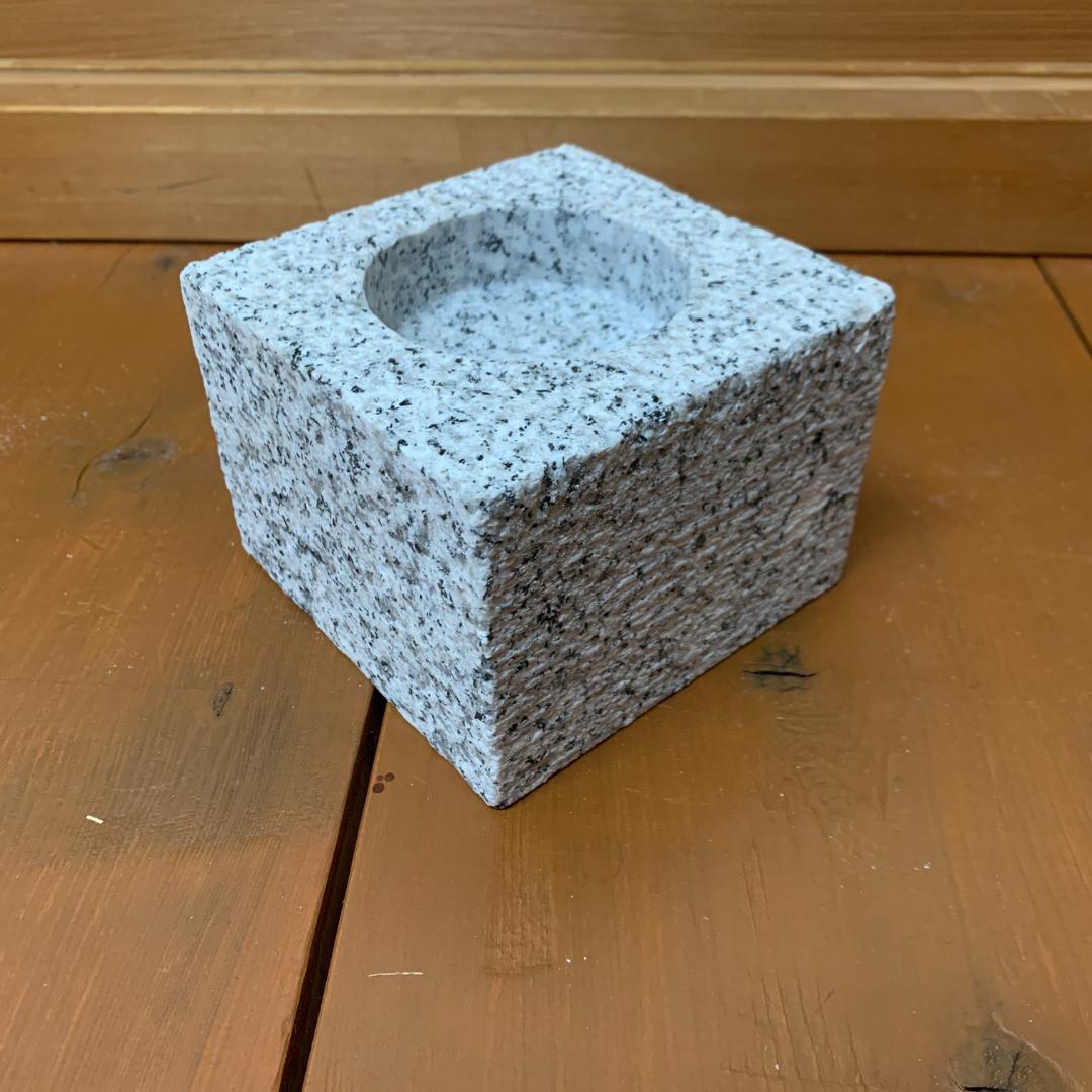 爬虫類　角型シェルター　4