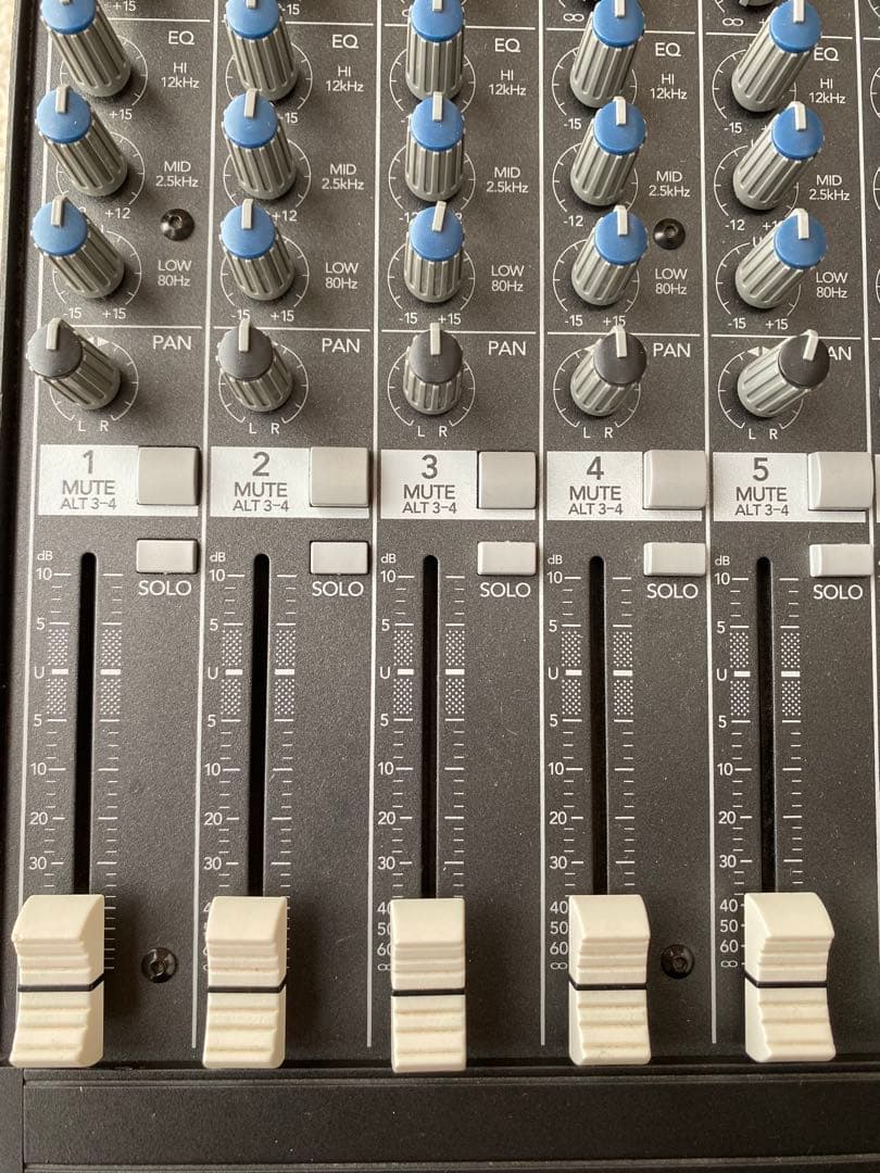 MACKIE 1402-VLZ PRO アナログミキサー　オマケ付き