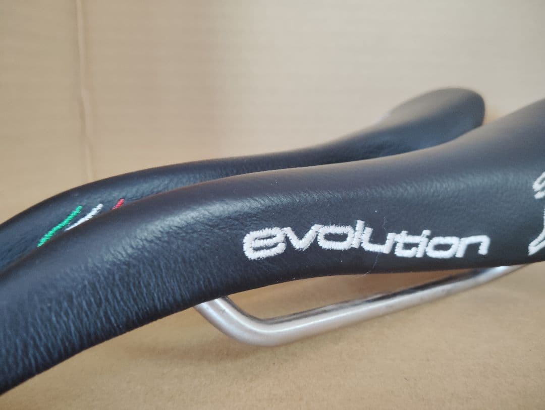 SELLE SMP セラ エスエムピー EVOLUTION 黒色 中古美品