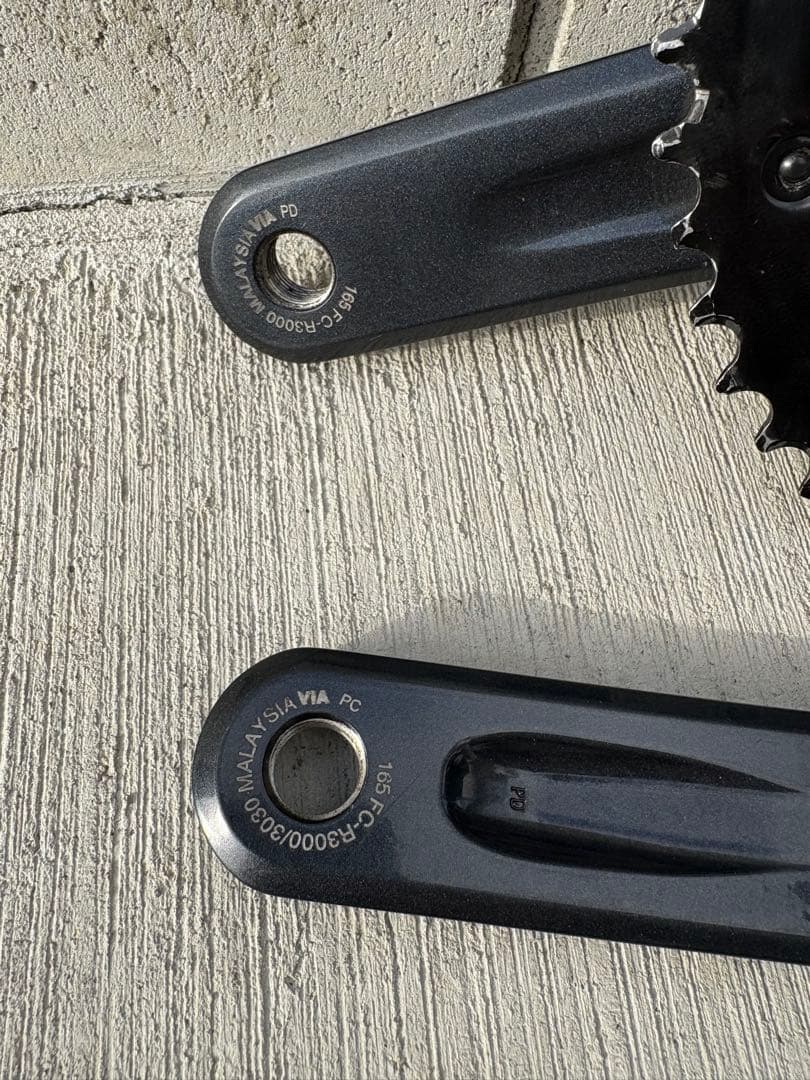 SHIMANO SORA クランクセット 165mm ブラック