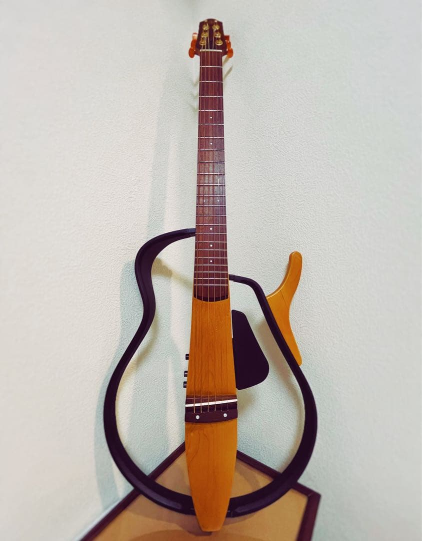YAMAHA SLG100S サイレントギター