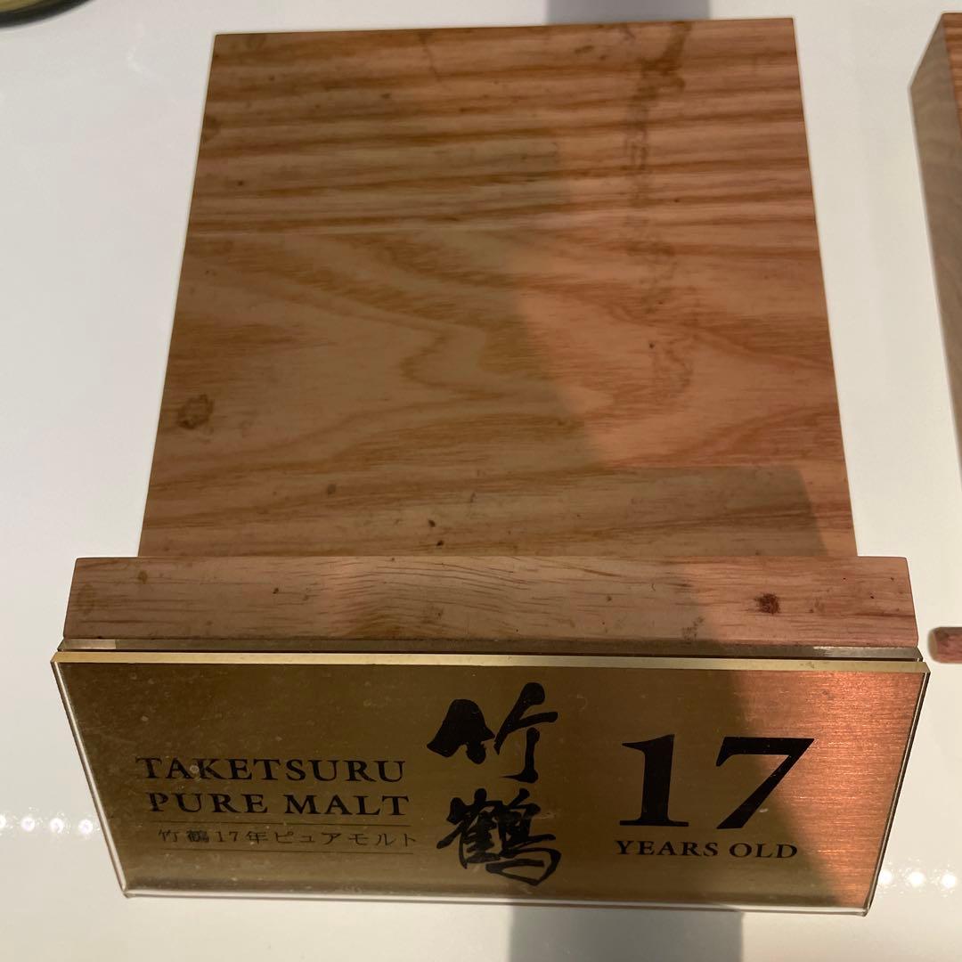 竹鶴17年)余市10年)余市12年)ウイスキー瓶　飾り棚　セット