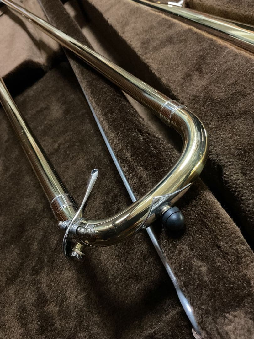 美品！Bach バック　中細管　テナーバストロンボーン　36BOGL 即演奏可能