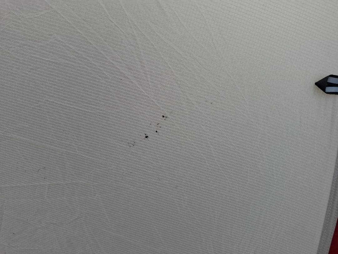 テント（ネイチャーハイク　ハイビー3）　2セット（1セットはポール等損傷あり）