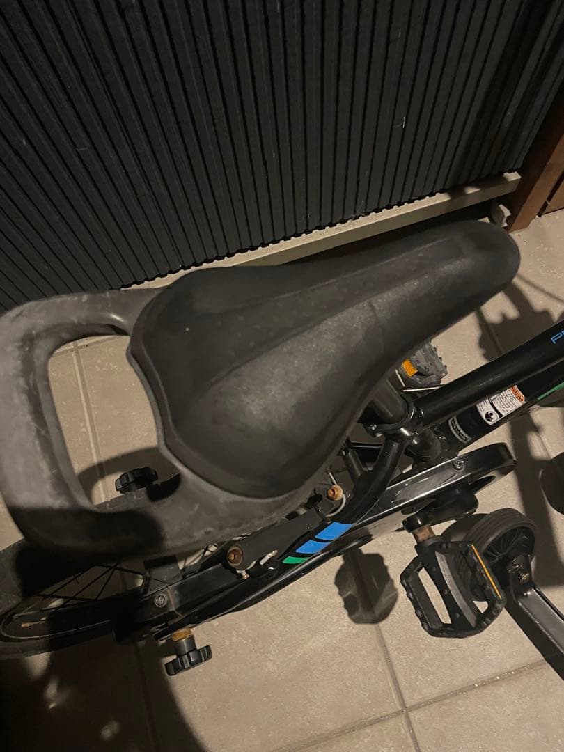 トレックTREK precaliber 16インチ【純正補助輪付】子供　自転車