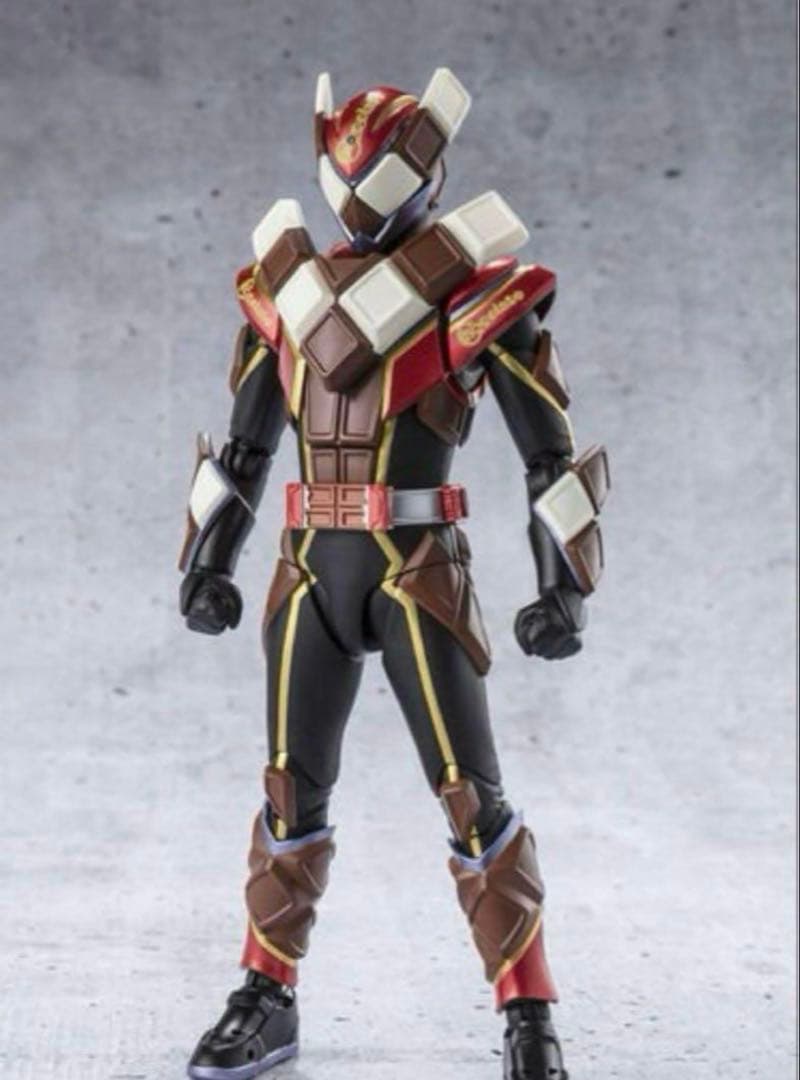 バンダイ　フィギュアーツ　ガヴ　ヴァレン