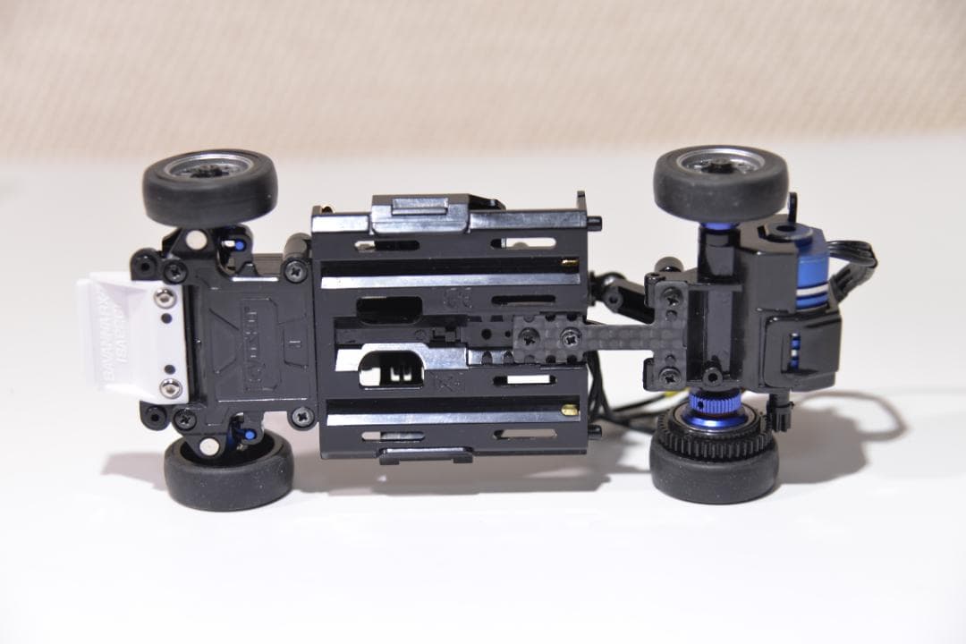 京商ミニッツMR-03MM EVO Audi A8 LMSシャーシ＆ボディセット