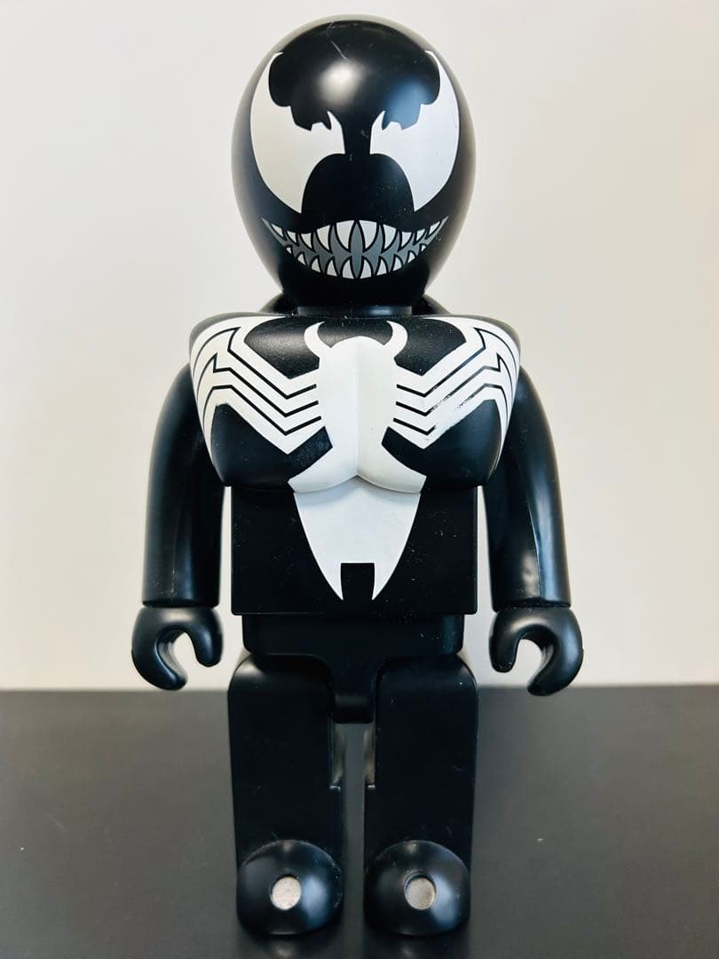 ヴェノム　キューブリック　400%フィギュアメディコムトイ　スパイダーマン　悪役