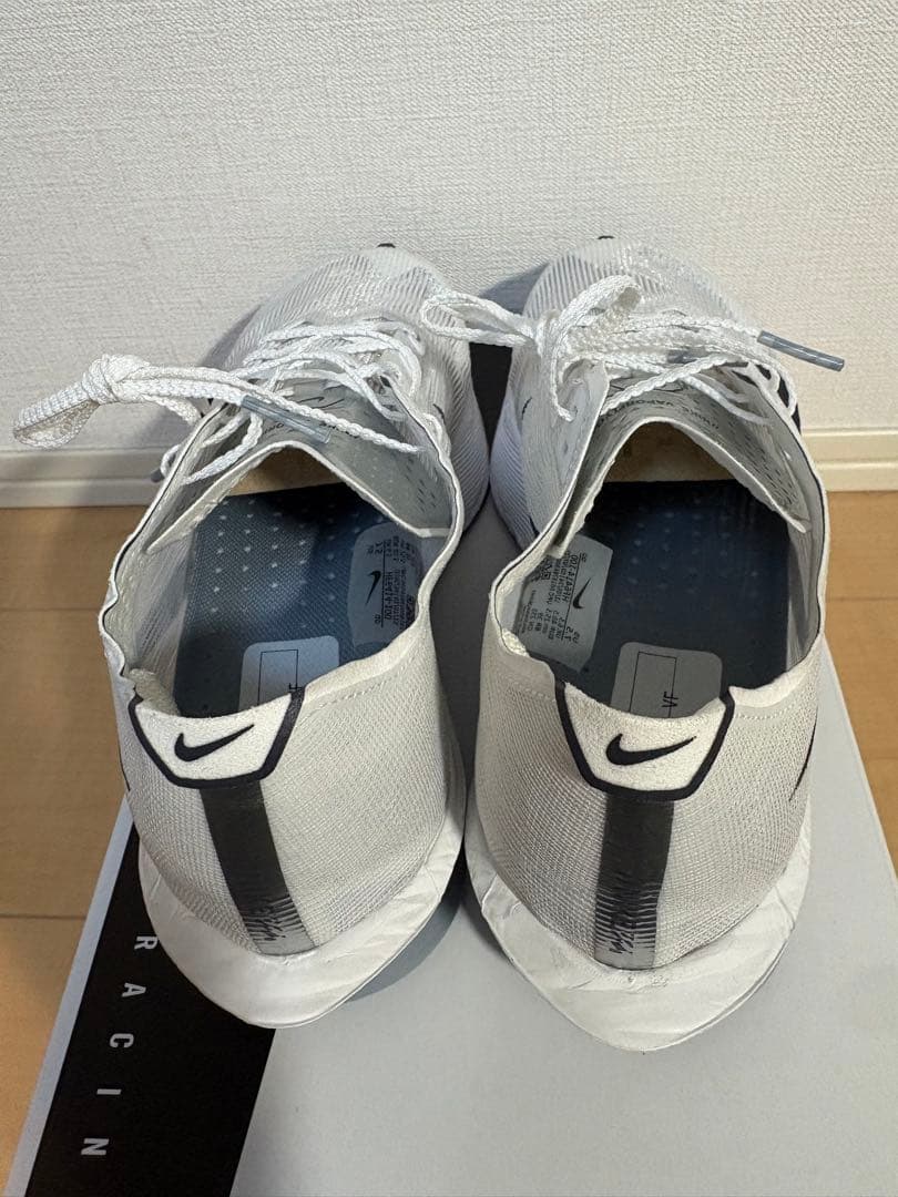 【新品未使用品】ヴェイパーフライ4 25.5