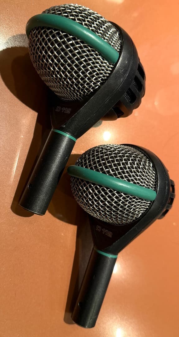 AKG ダイナミックマイク　D112　2本組　完動品