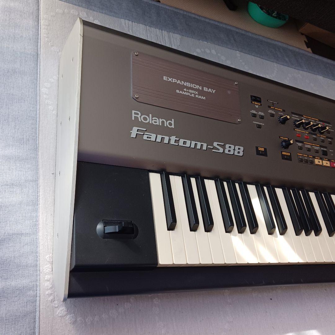 Roland Fantom-S88 シンセサイザー 本体