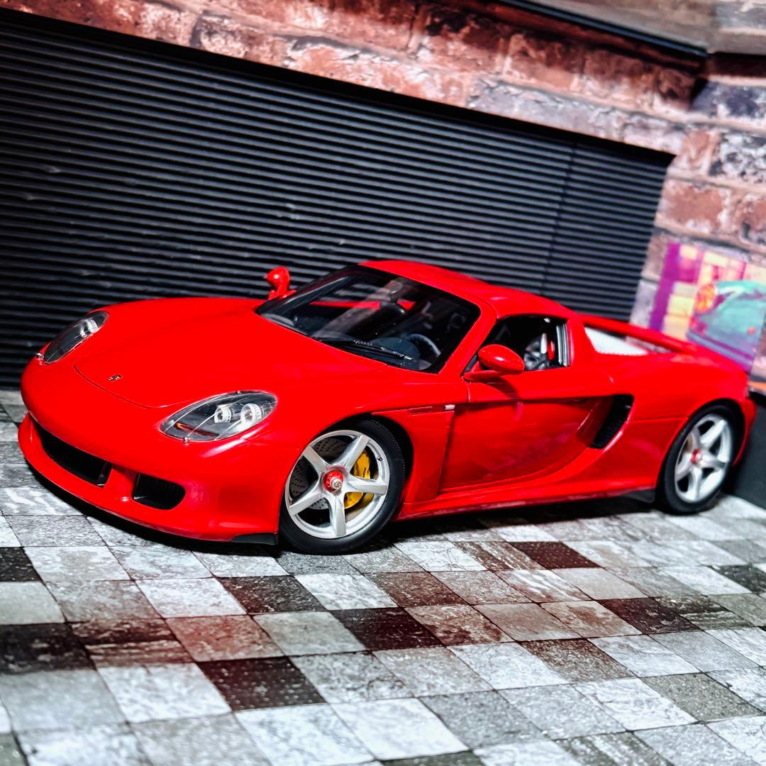 1/18 PMA ポルシェ カレラ GT 2004 カーマインレッド