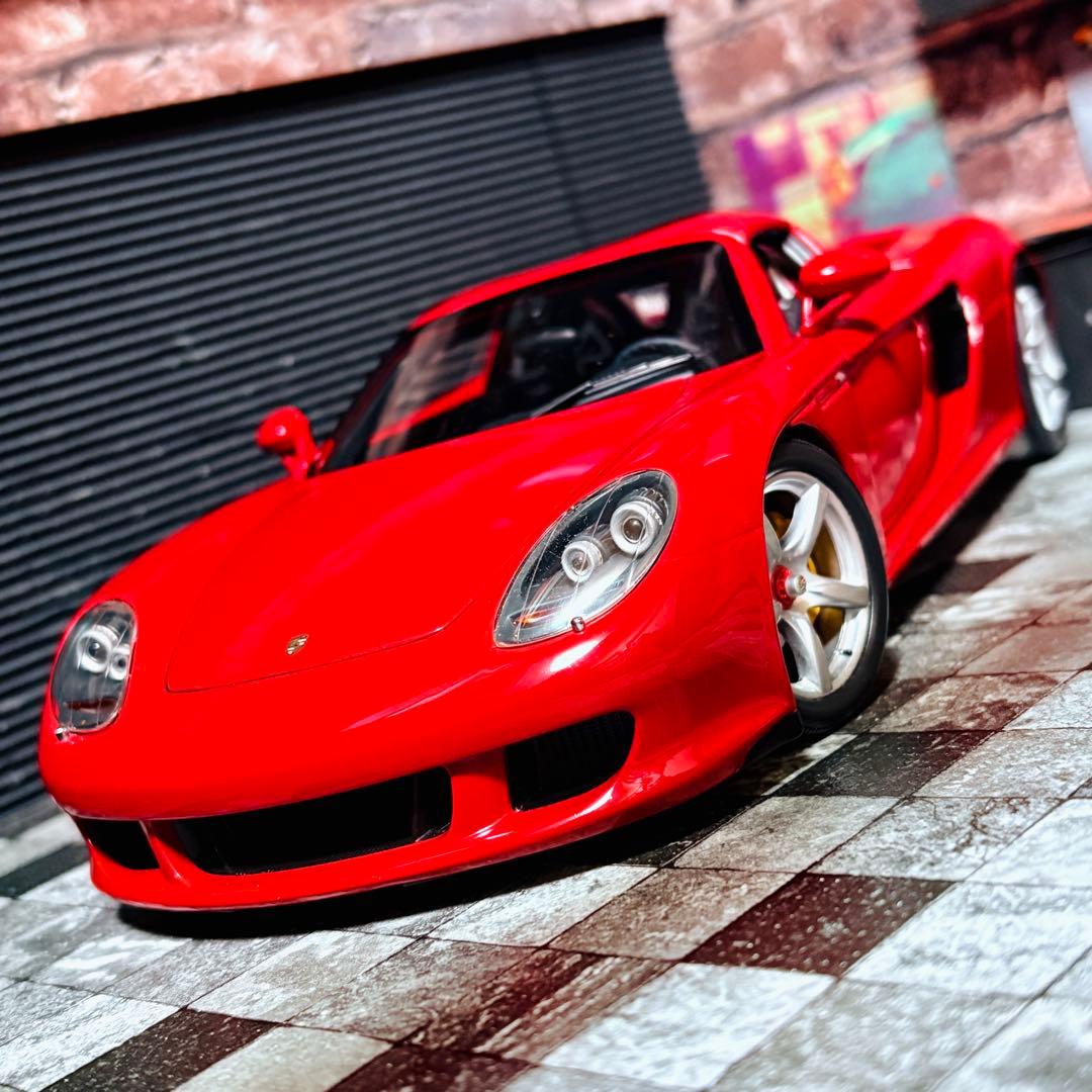 1/18 PMA ポルシェ カレラ GT 2004 カーマインレッド