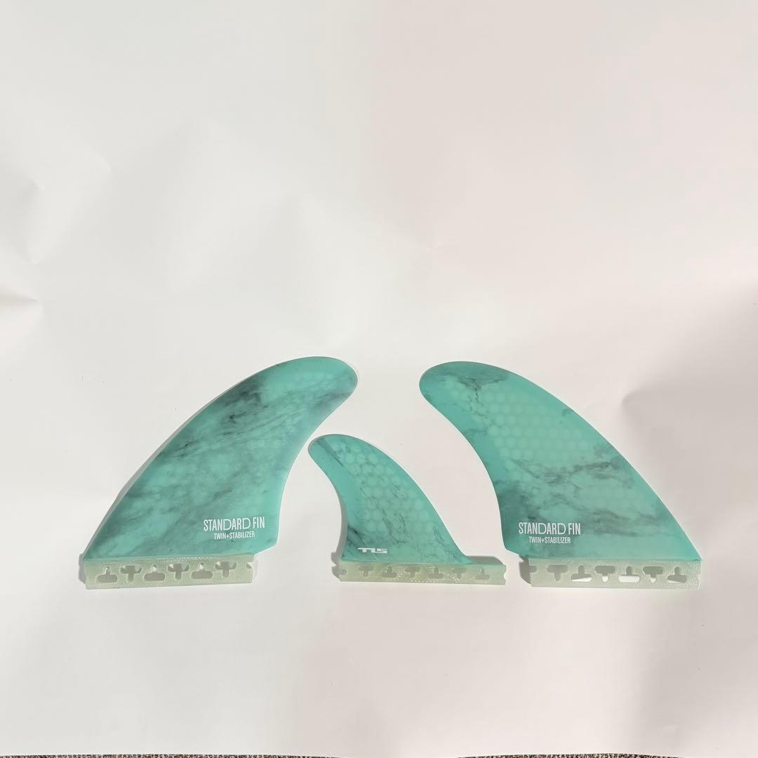 大人気！再入荷！ ＴＬＳ／ツールス　フューチャー　ツイン＋スタビフィンセット