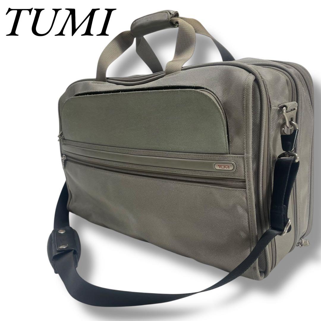 トゥミ　TUMI ビジネス　旅行バッグ　希少品　大谷用　グレー　ショルダーバッグ