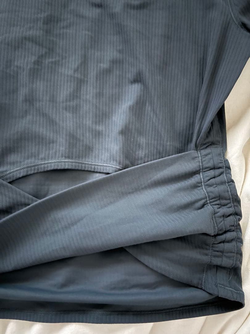 【未使用】lululemon /ルルレモン バックツイスト リブ半袖シャツ