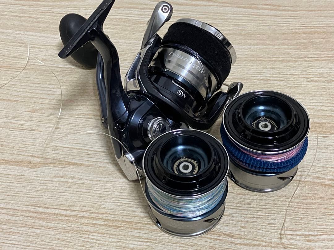 SW スピニングリール 2スプール付き　ルアーセット