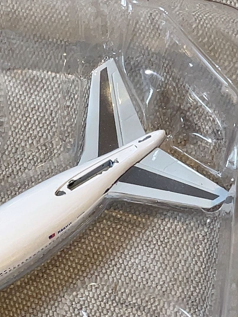 デルタ航空 ボーイング747-400 スケール1:400