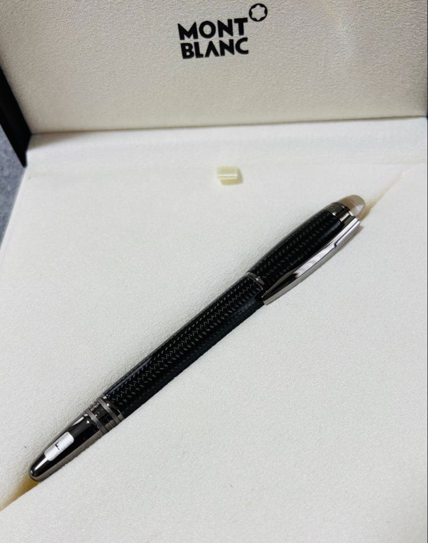 モンブラン スターウォーカー アルティメットカーボン 万年筆 F字 未使用