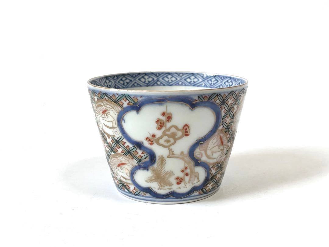 骨董　アンティーク　古伊万里　色絵　梅文様　蕎麦猪口　渦福　大ぶり