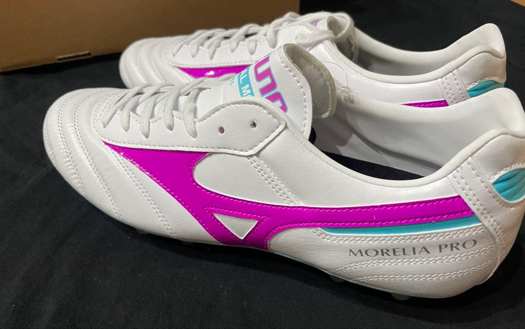 ミズノ　モレリア AG 26 限定カラー カンガルー　ホワイト　ピンク