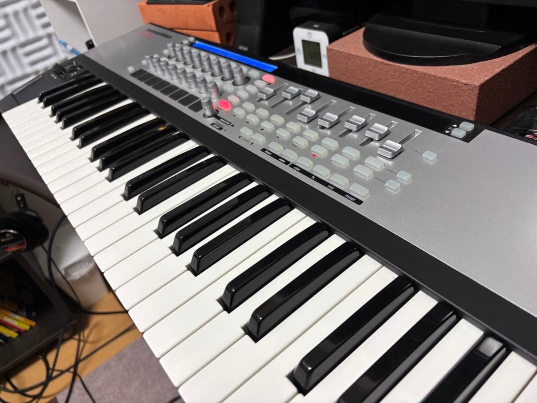 Novation SL MkII 61鍵 MIDIコントローラー