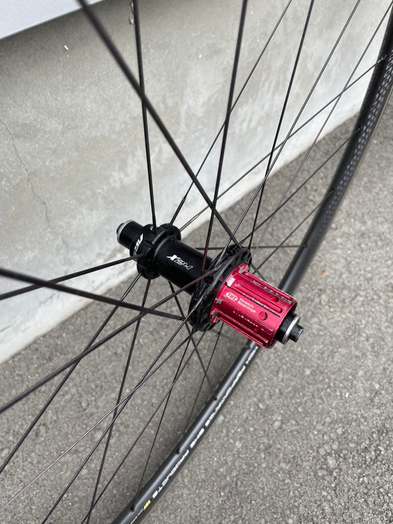 最終値下げ！TOKEN T28 カーボンホイール　1132g