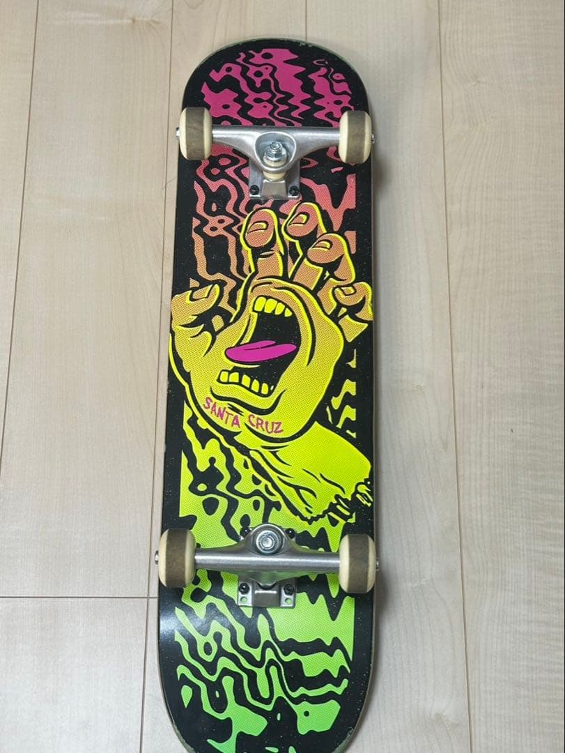 Santa Cruz スケートボード 8.125 x 31.7インチ