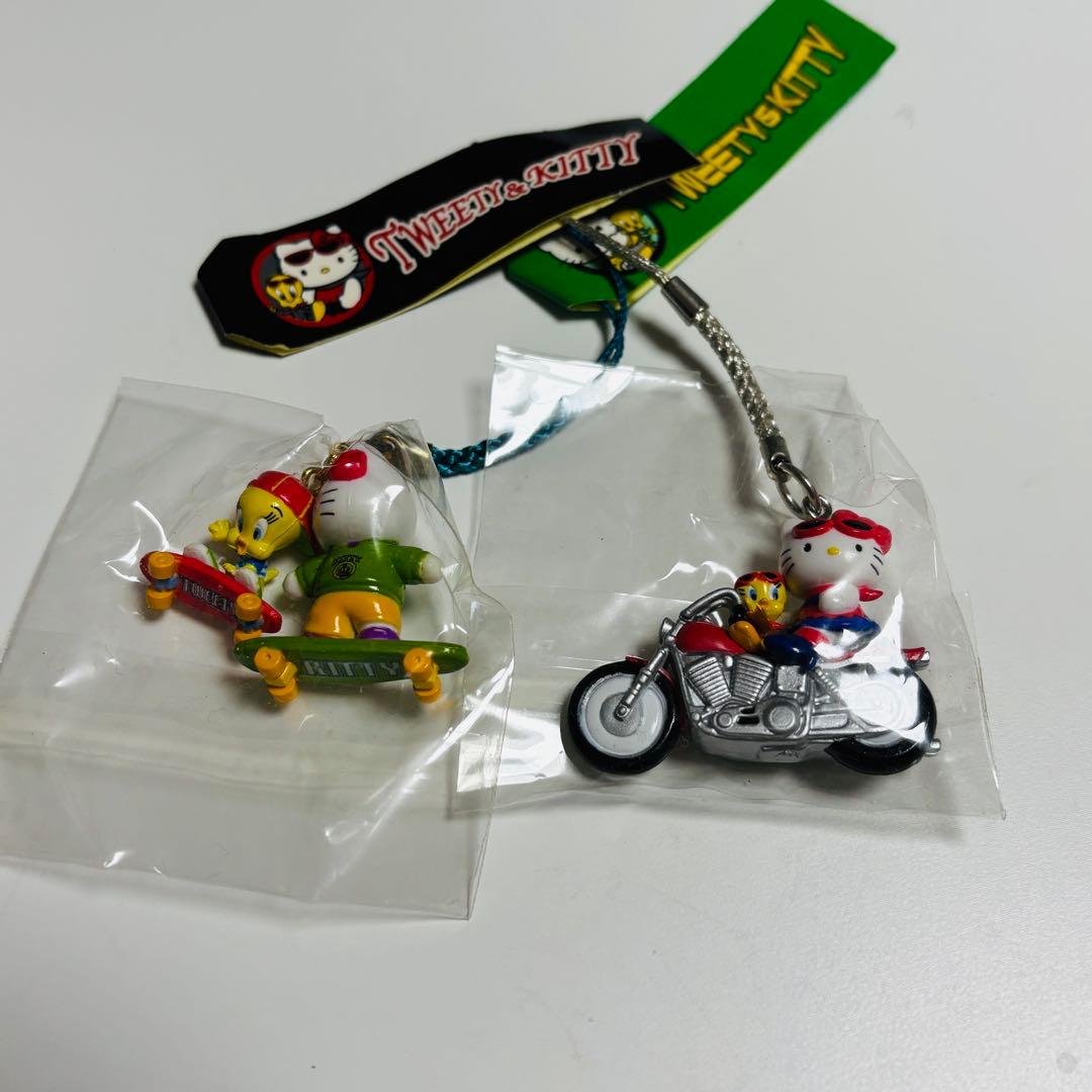 サンリオ　ハローキティ　根付　Tweety&kitty