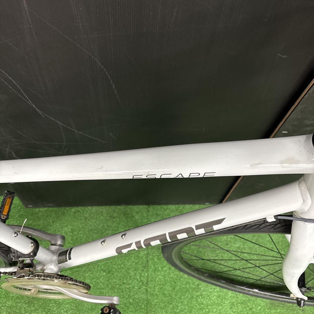 クロスバイク GIANT ESCAPE R3 ホワイト