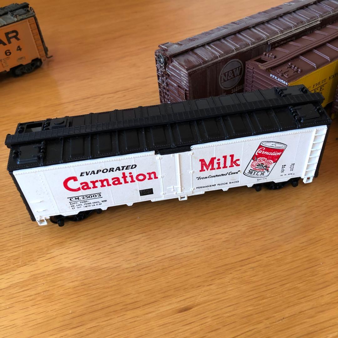 HOゲージ米国型貨物車両９両セット