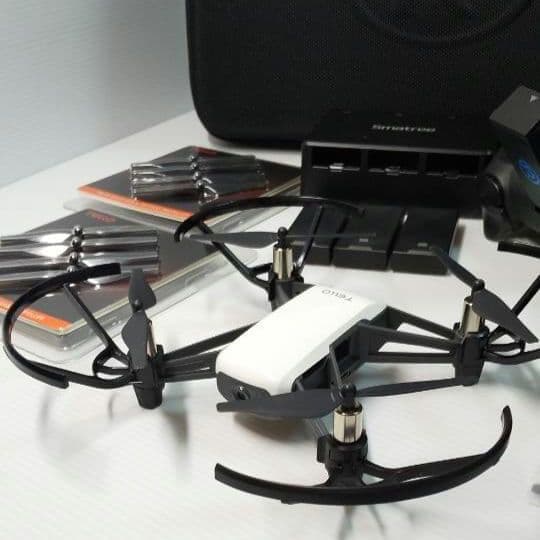 ドローン Tello 送信機 フルセット（VRゴーグル付き）