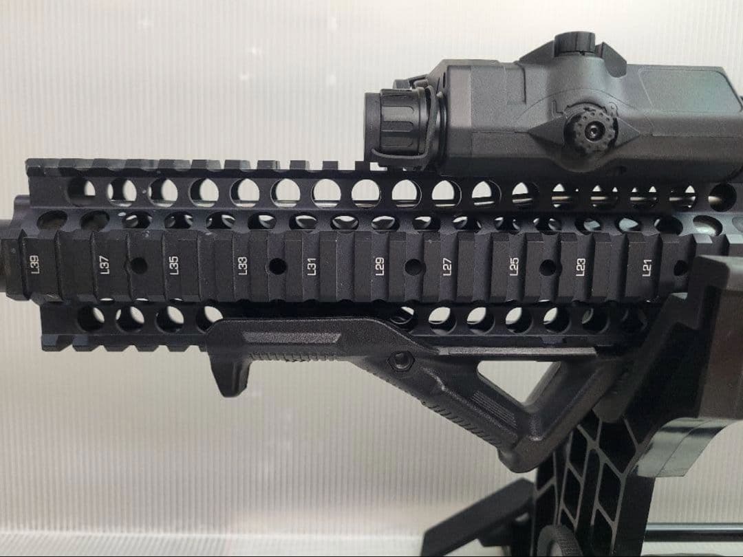 【極美品】東京マルイ 次世代電動ガン レシーライフル ハイマウント光学機器セット