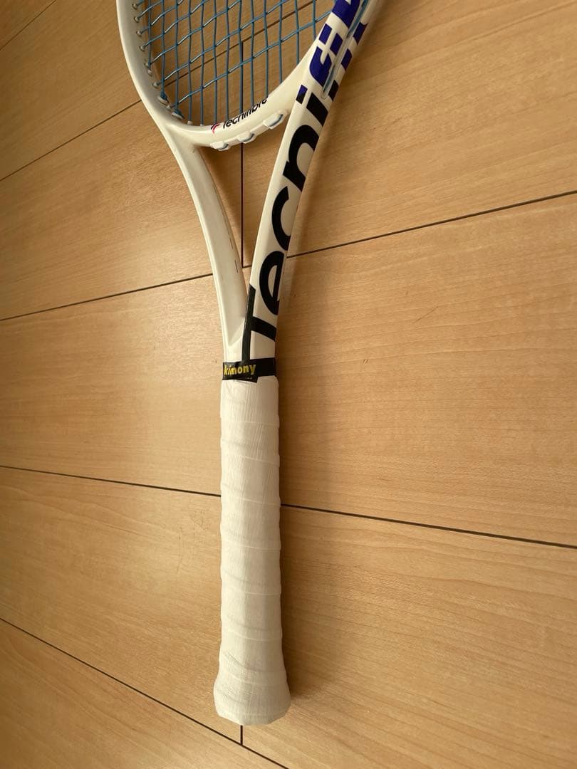 Technifibre Tfight 300 ラケット 2本セット