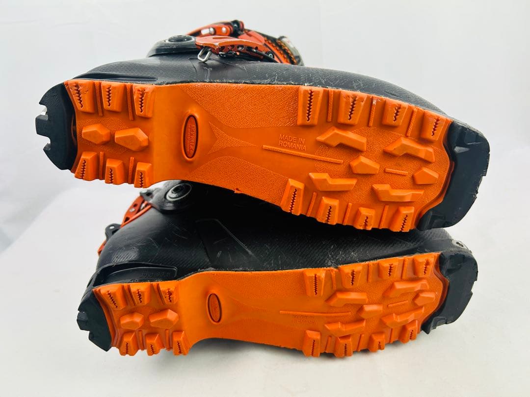 ATOMIC BACKLAND カーボン スキーブーツ　26-26.5　288