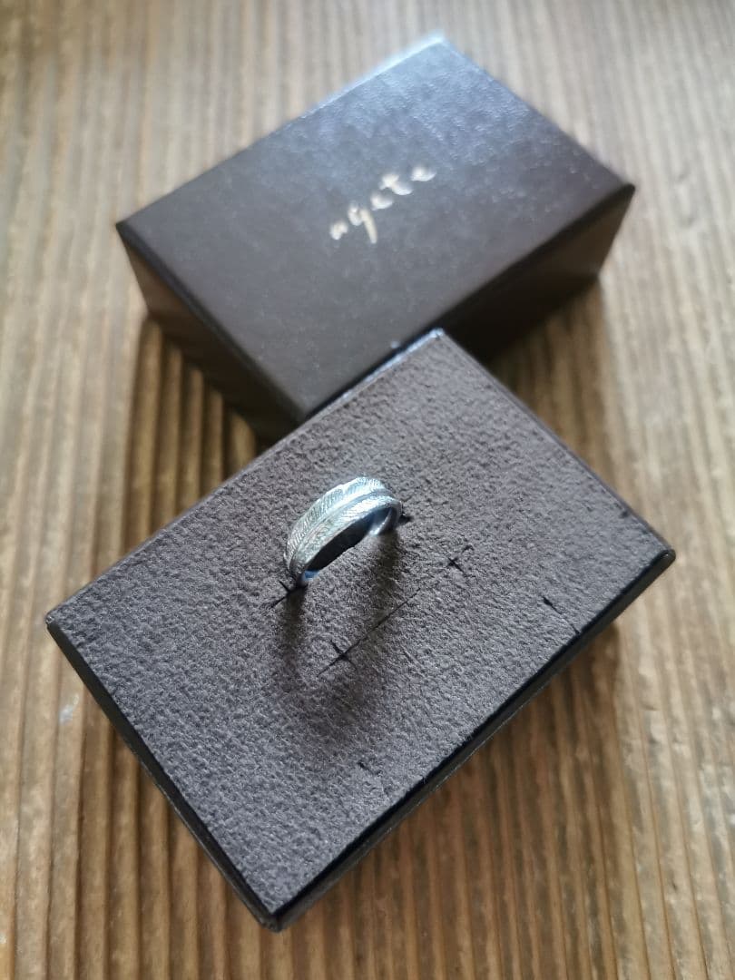 アガット K18WG フェザー 鷲羽 彫金細工ウェディングバンドリング 箱付き