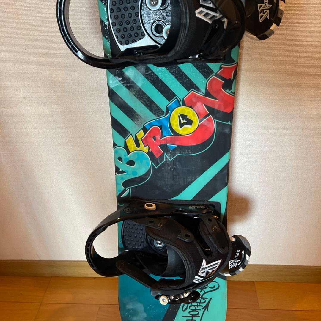 子供用　スノーボード 青黒ストライプ バインディング付き