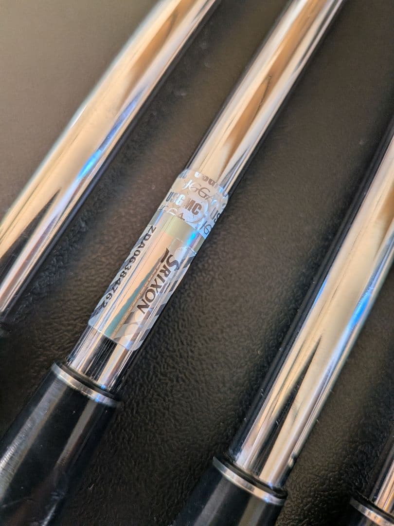 ●メーカーカスタム　美品●スリクソンZXi7 DGS-200 5本（6-P）