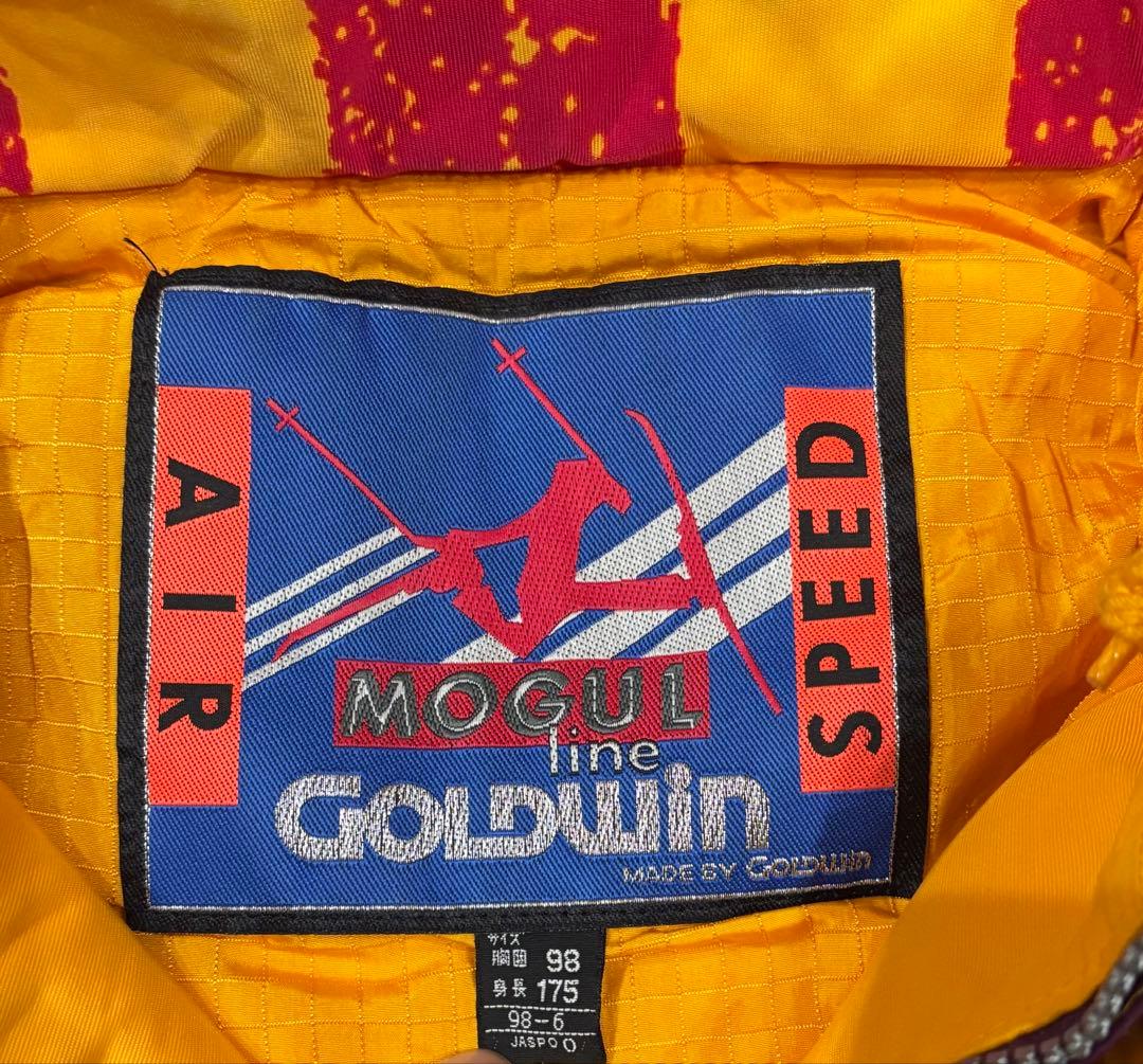 Goldwin フード付き　ジャケット　スキー　スノボ　ウェア