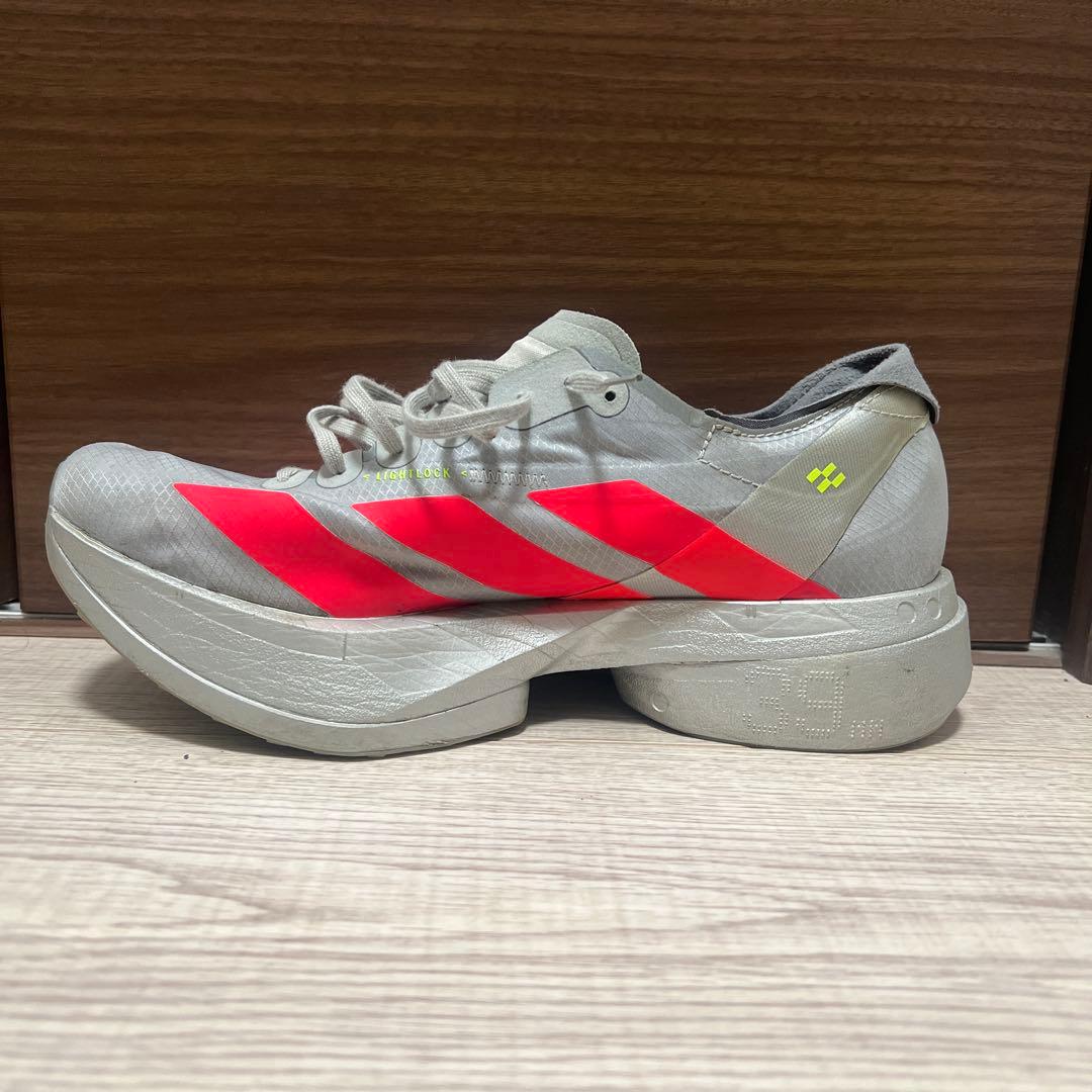 アディゼロアディオスプロ4