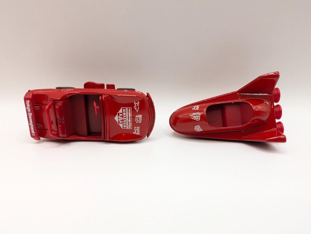 最終値下　トミカ　ディズニー　トイ・ステーション　グランドオープン　レッドカラー